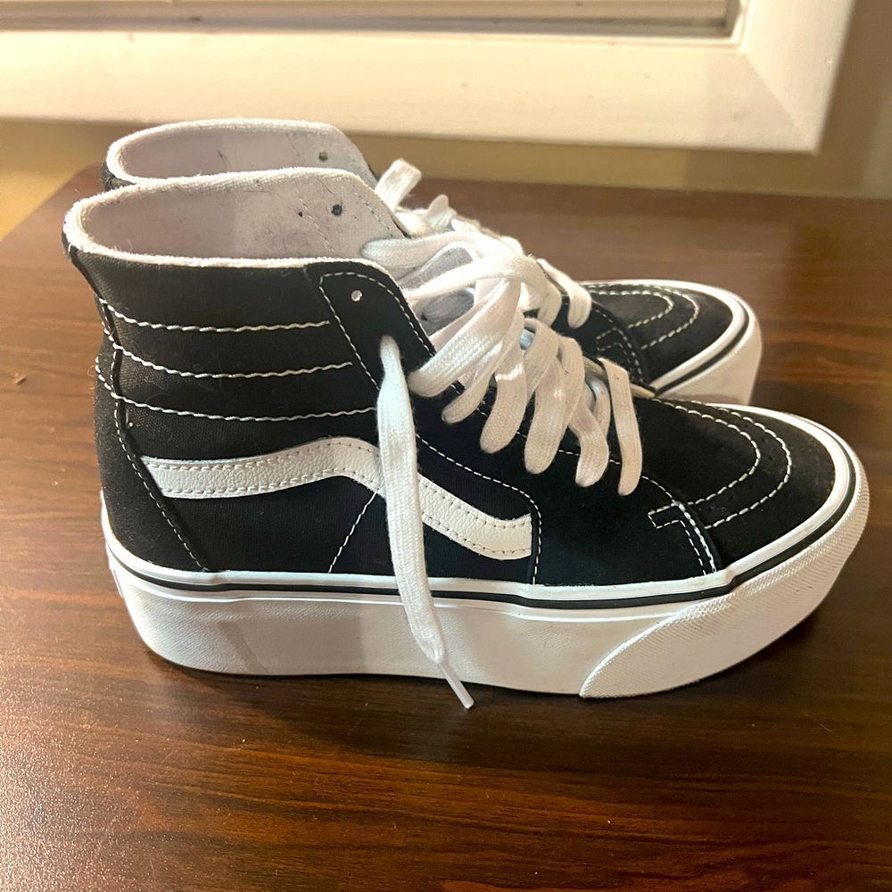 Vans sk8 high platforms women's size 6.5